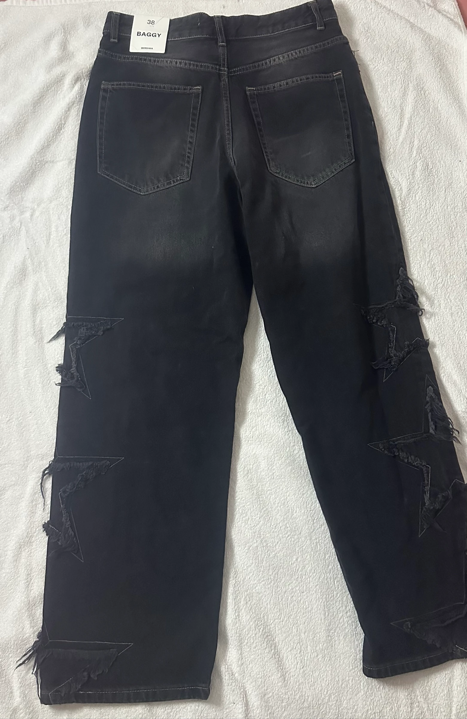 Jeans Bershka zwart met versleten sterren – Maat 38 – photo 2